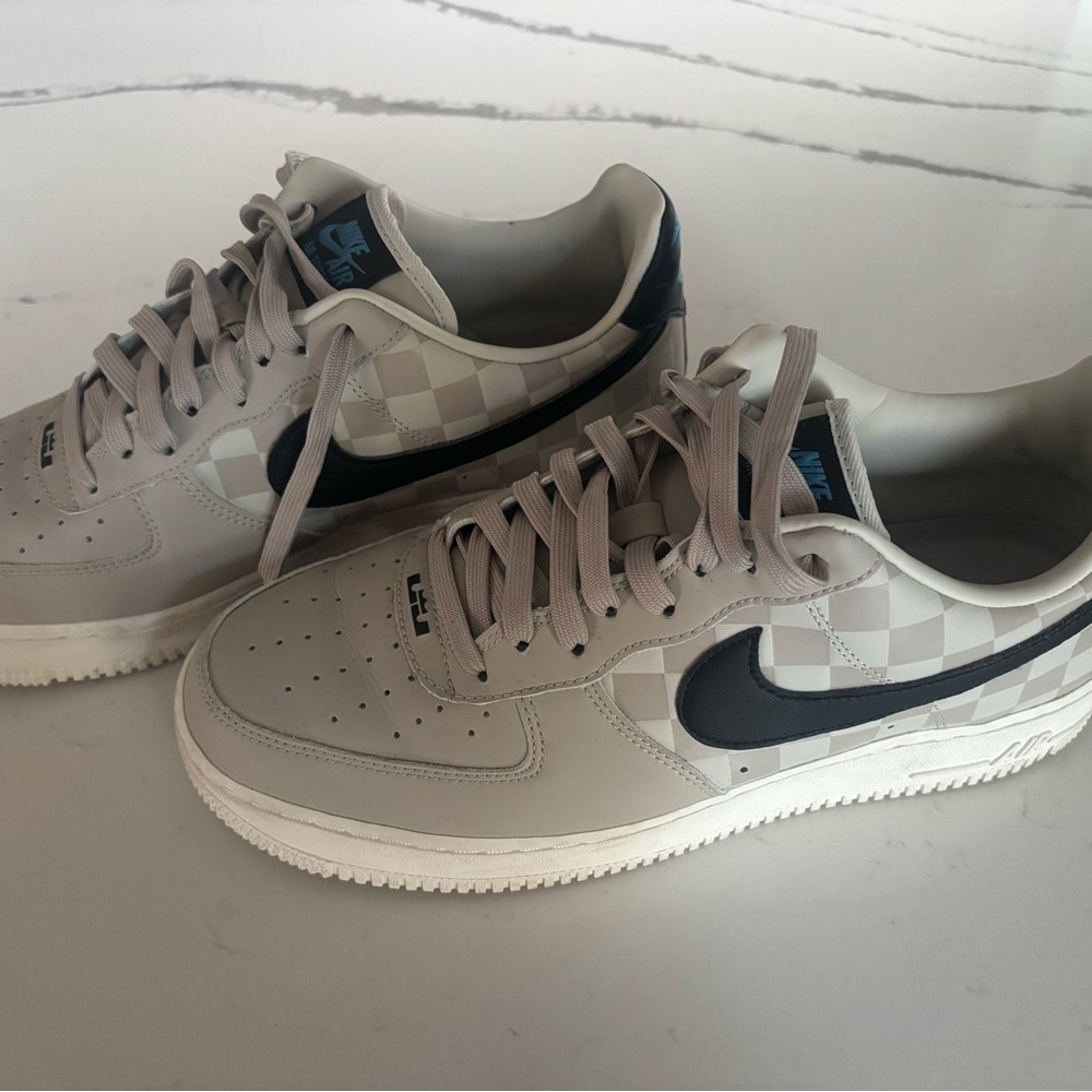 Nike Air Force 1’07 QS